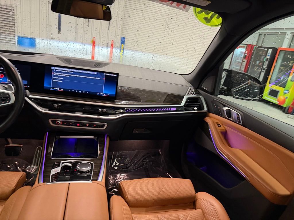Used 2024 BMW X5 M60i image 38