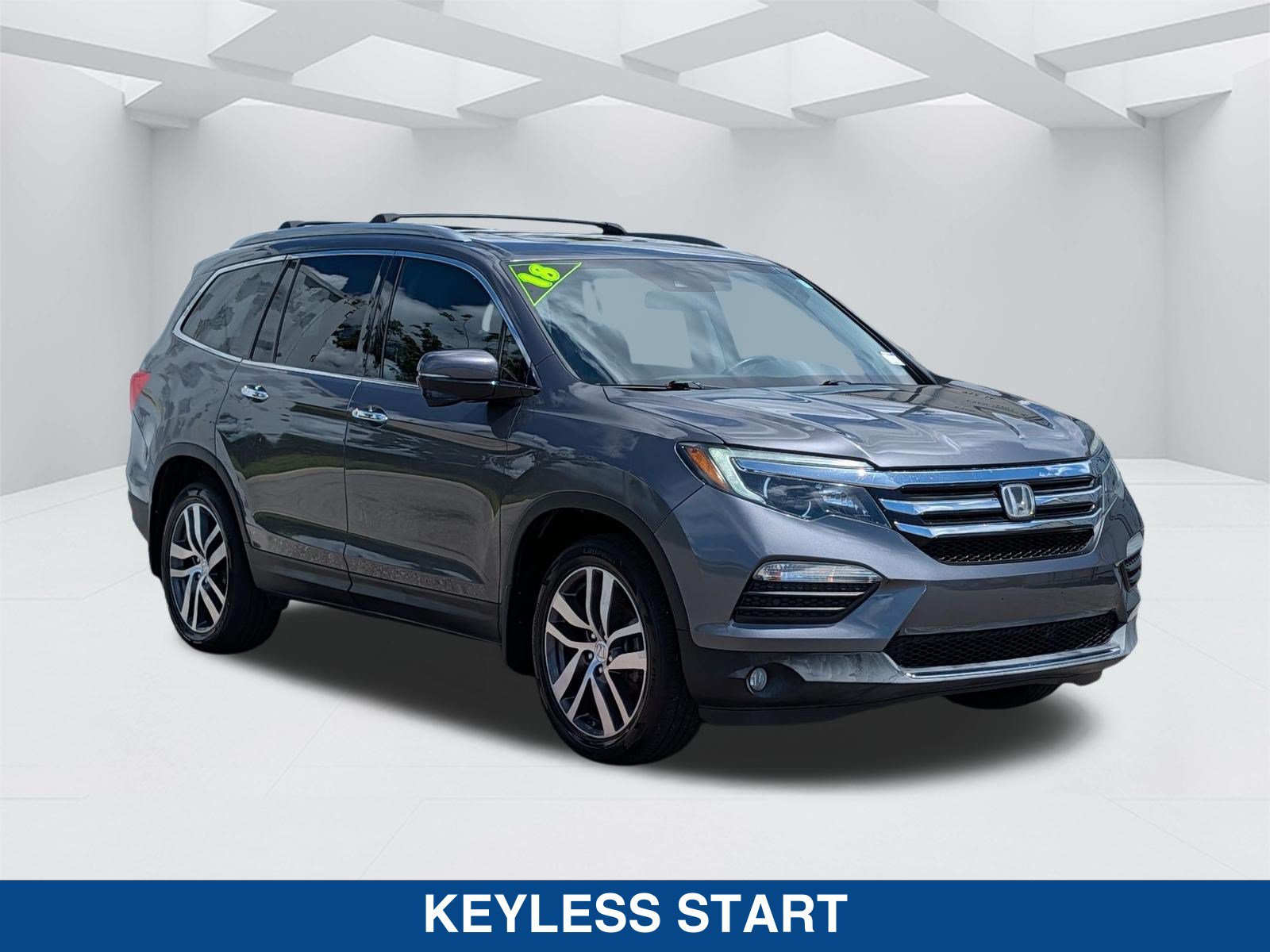 Used 2018 Honda Pilot Touring image 3