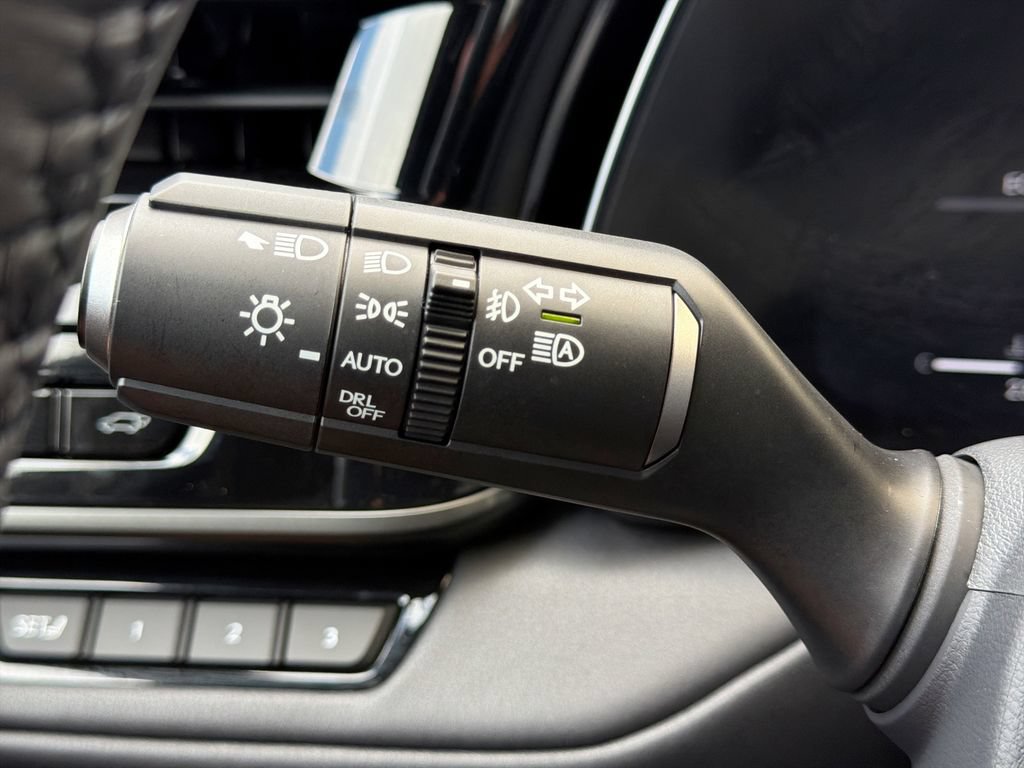 Used 2025 Lexus TX 350 AWD w/ Technology Package image 28