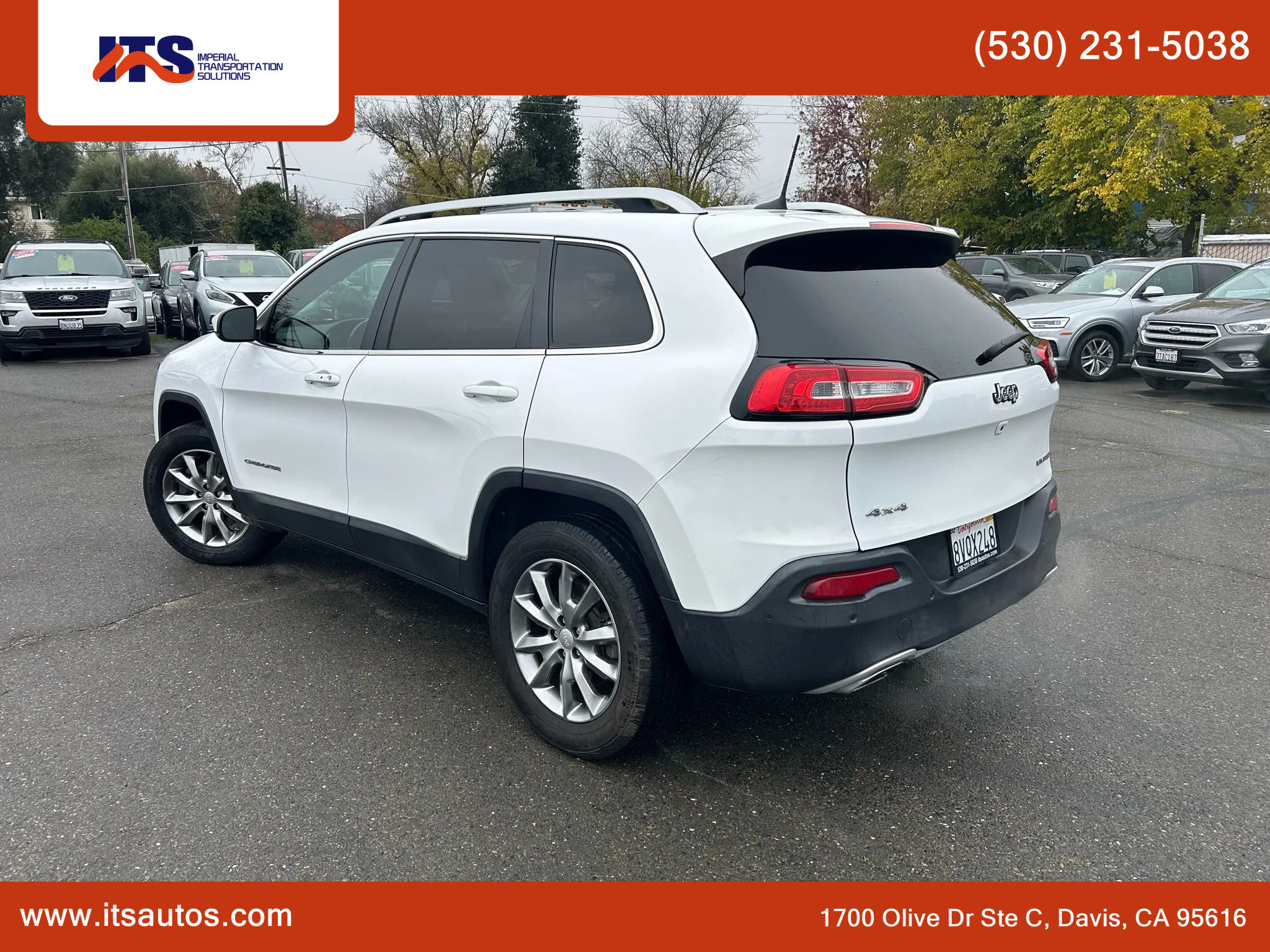 Used 2017 Jeep Cherokee Limited w/ Luxury Group image 5