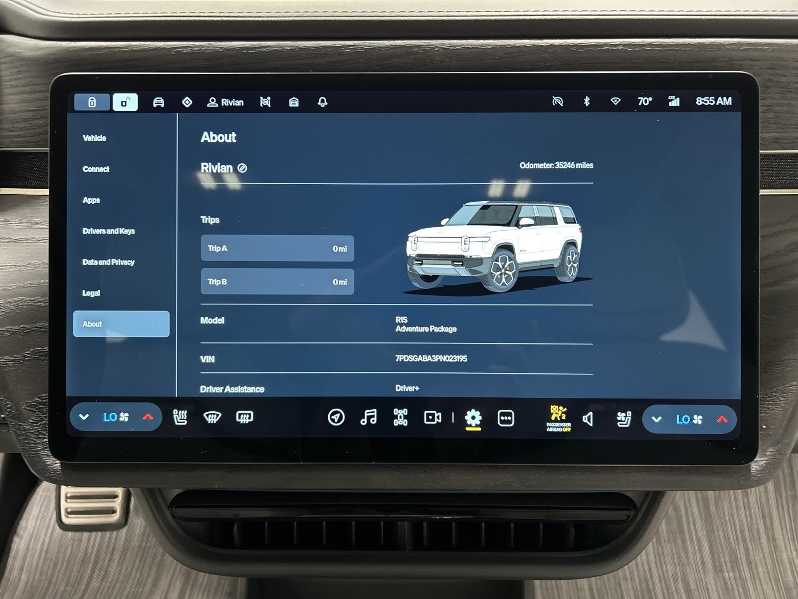 Used 2023 Rivian R1S Adventure AWD/4WD image 29