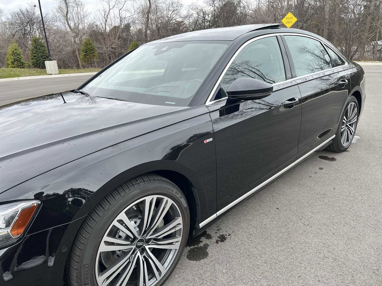 Used 2023 Audi A8 L 3.0T w/ Comfort Plus Package image 17