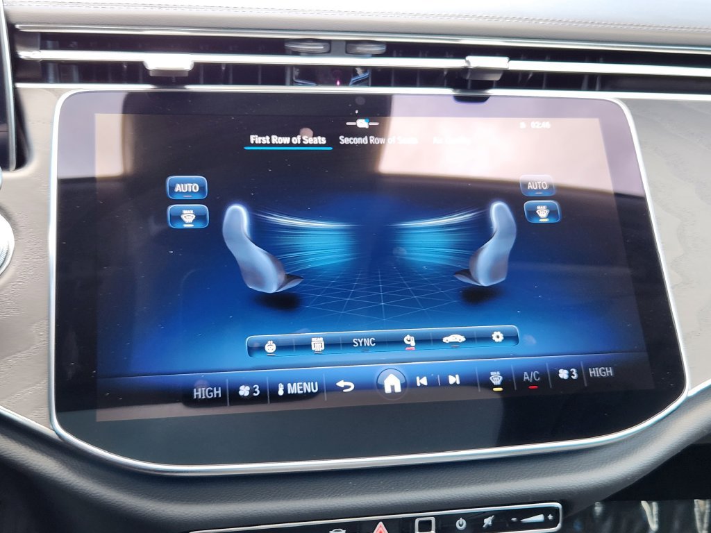 New 2026 Mercedes-Benz E 350 4MATIC Sedan image 19