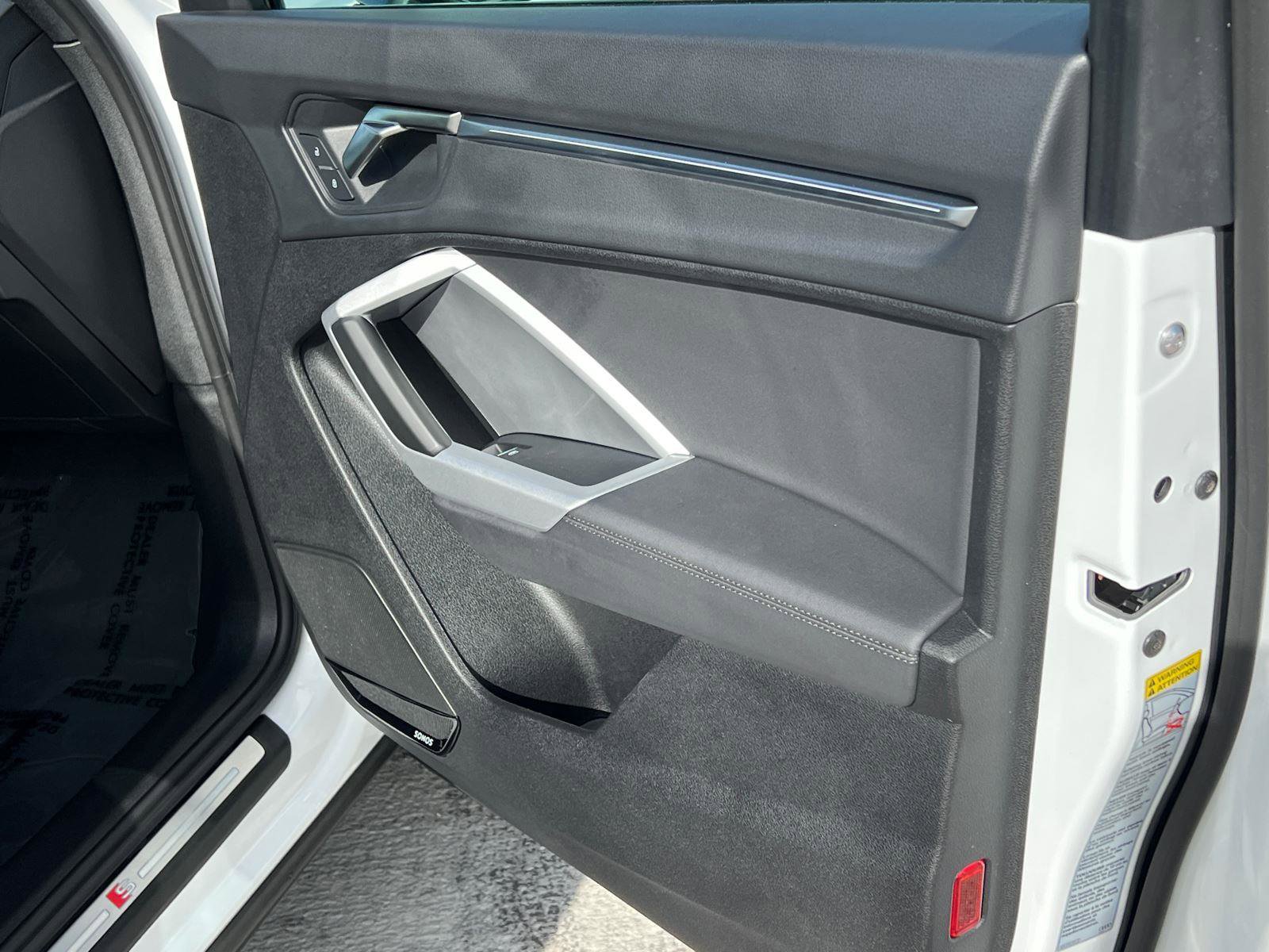 Certified 2025 Audi Q3 2.0T Premium Plus w/ Premium Plus Package image 14