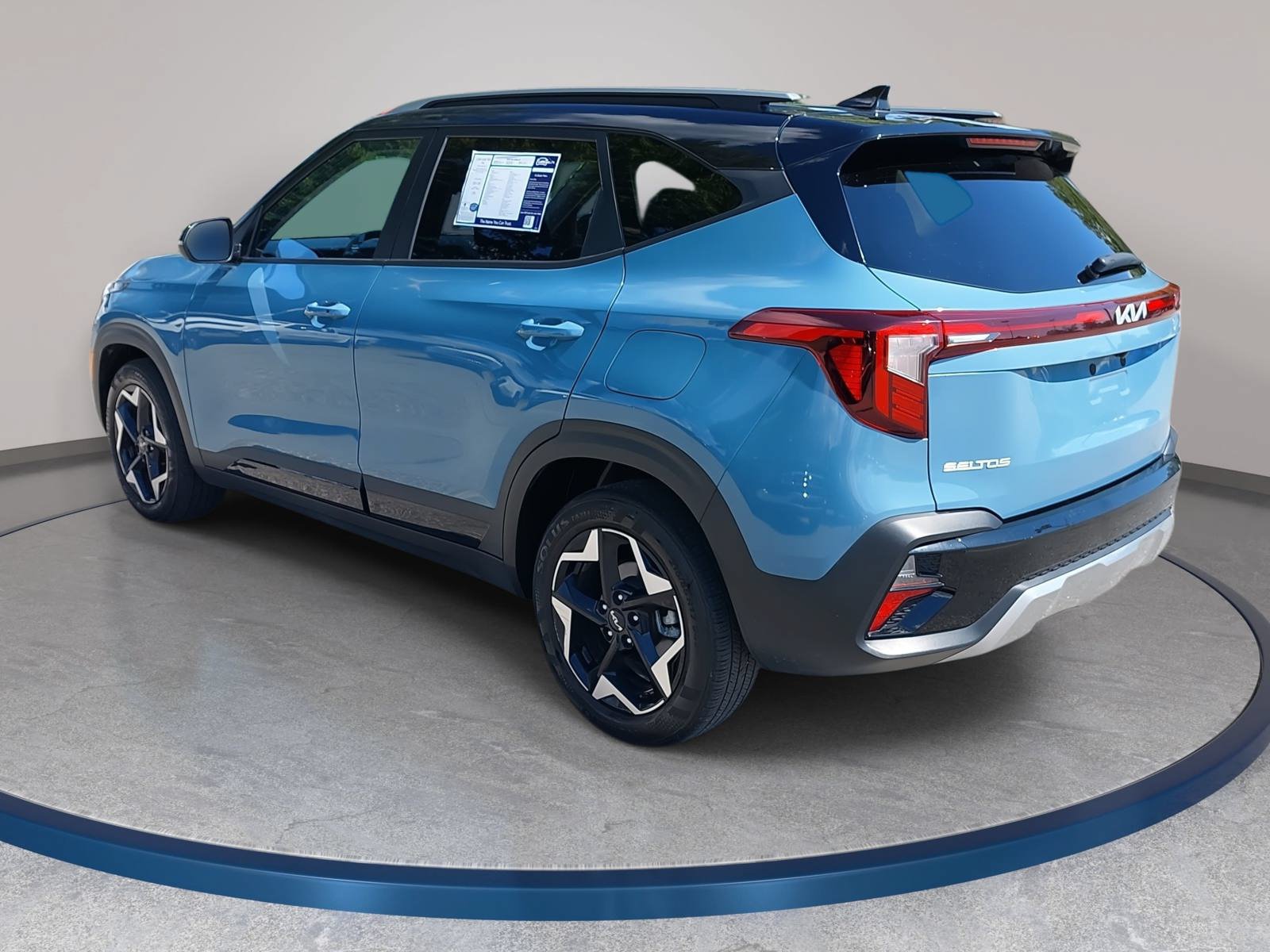 Used 2025 Kia Seltos S FWD image 7