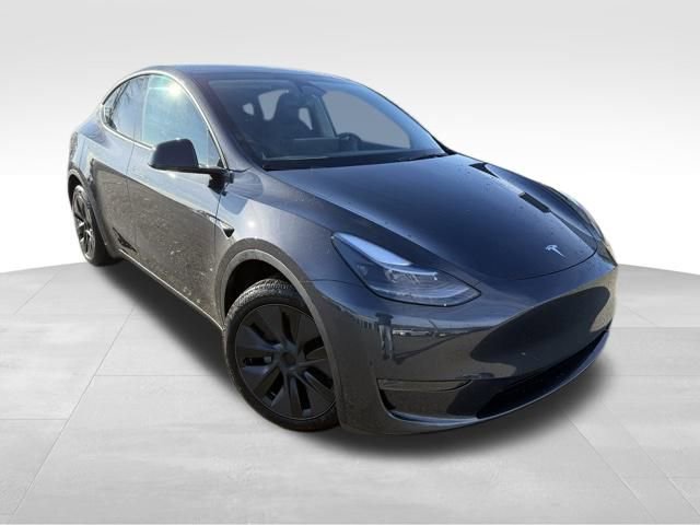 Used 2024 Tesla Model Y 2WD