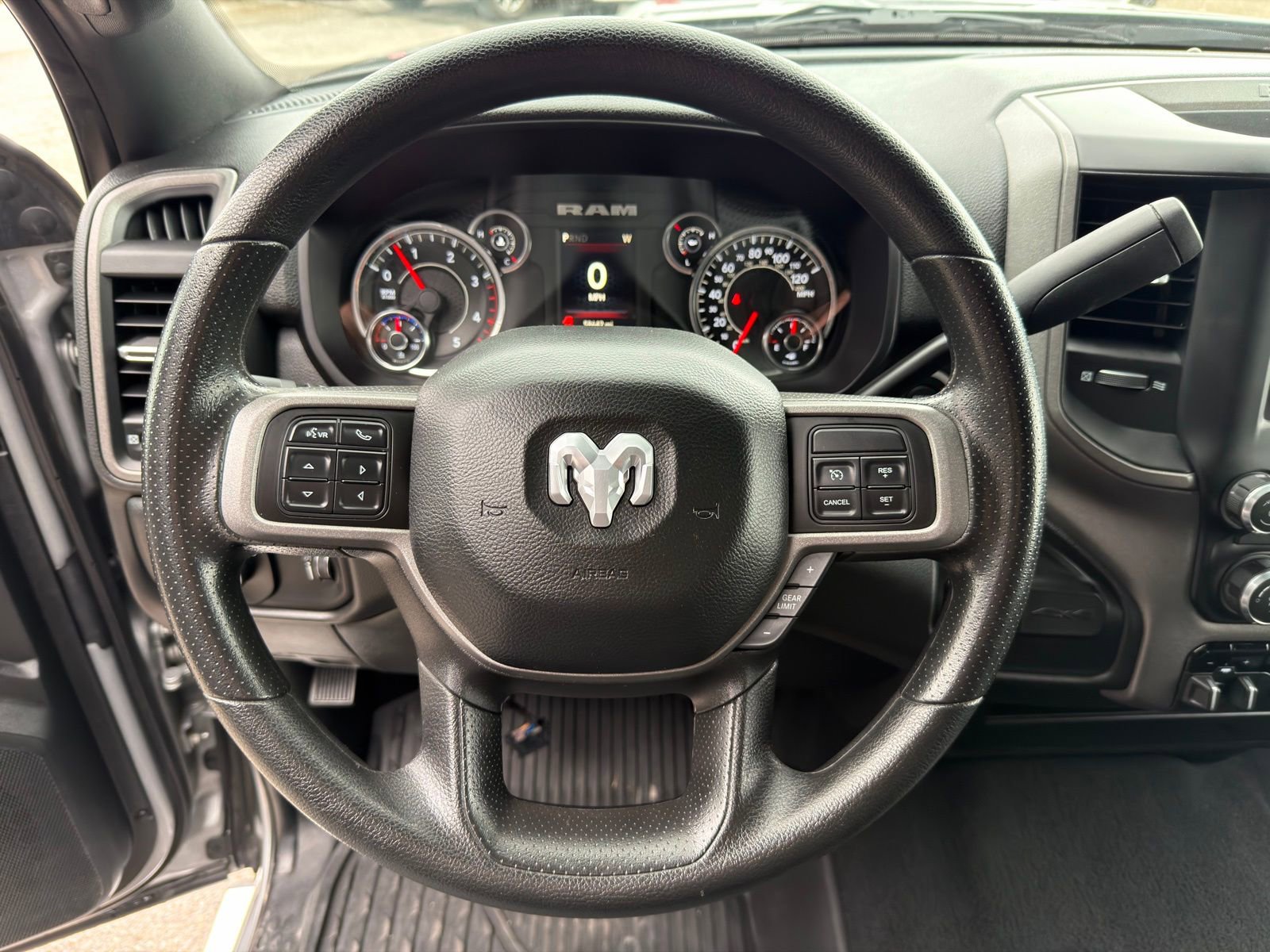 Used 2022 RAM 3500 Tradesman AWD/4WD image 18