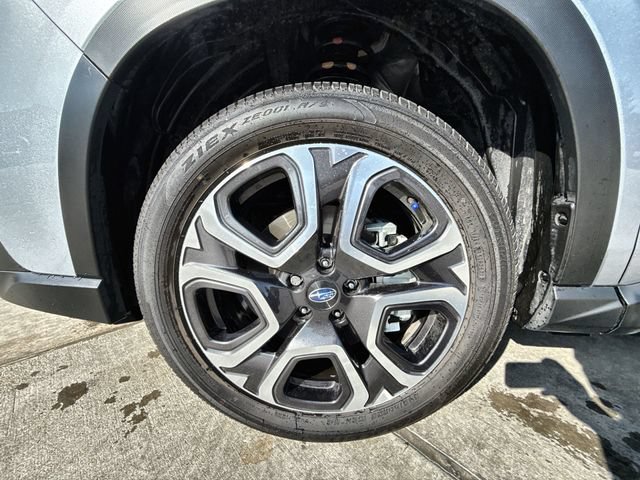 Used 2025 Subaru Ascent Limited AWD/4WD image 10
