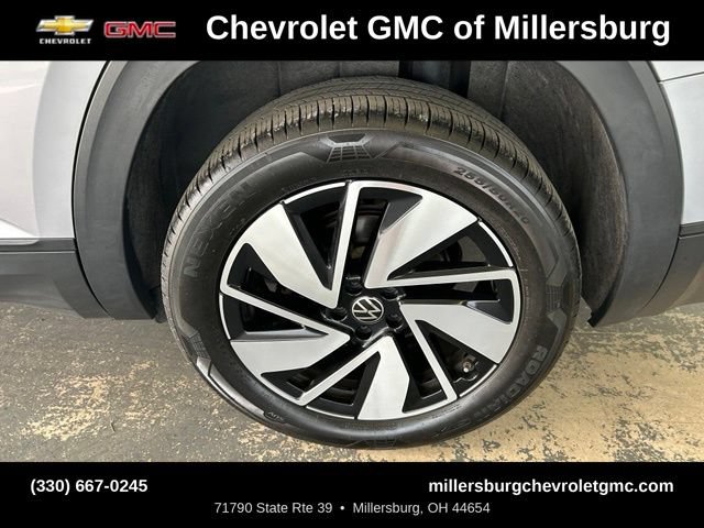 Used 2025 Volkswagen Atlas SE AWD/4WD image 9