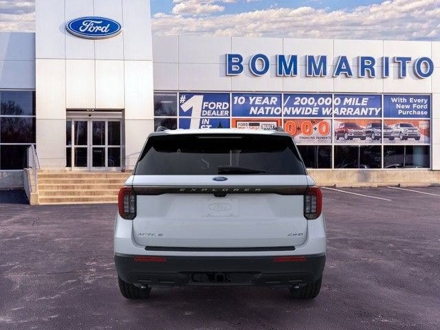New 2026 Ford Explorer Active AWD/4WD image 5