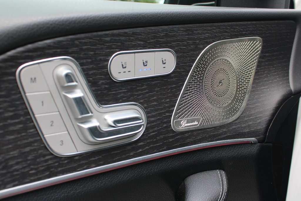 Used 2023 Mercedes-Benz GLS 580 4MATIC image 10