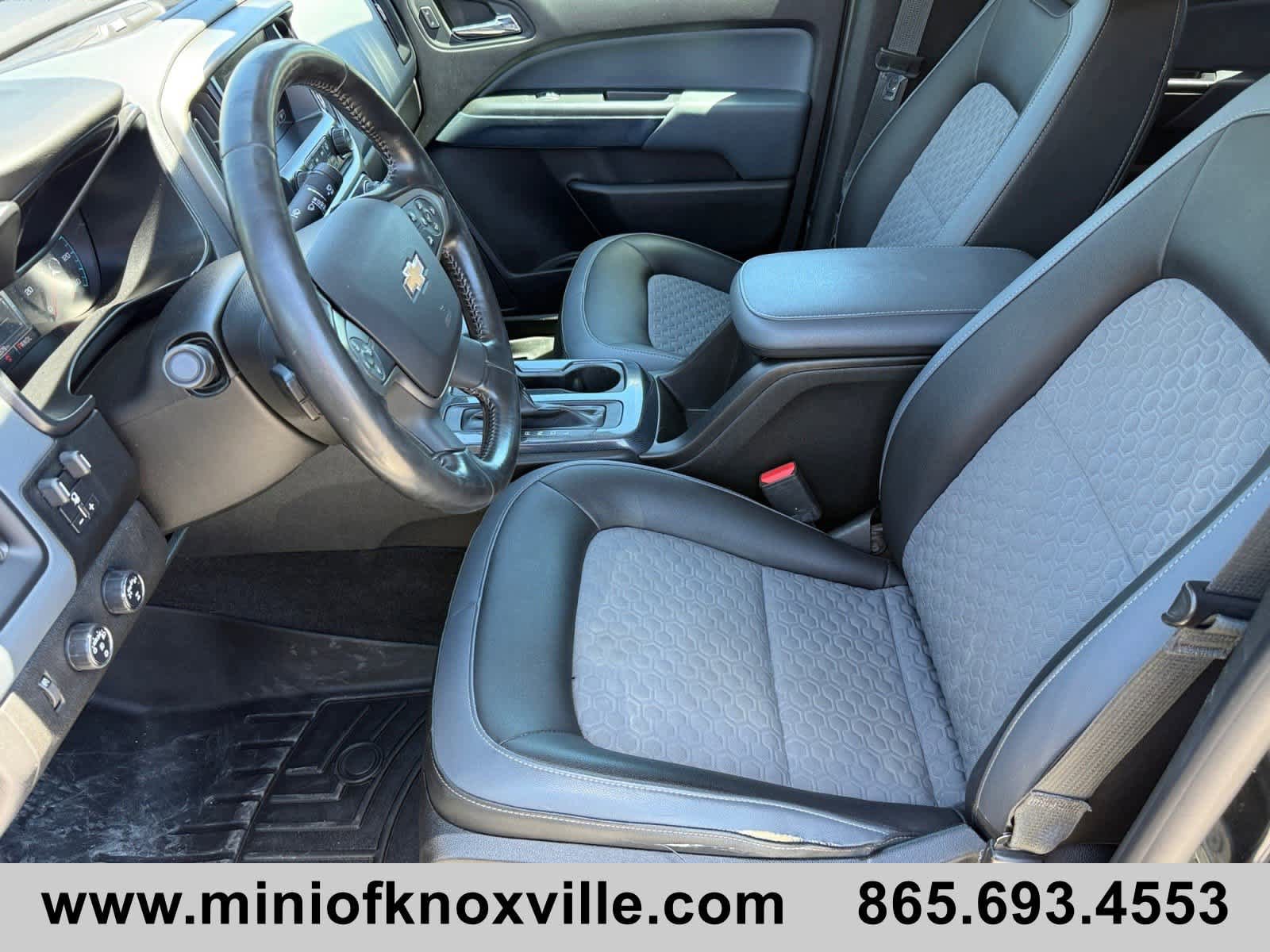 Used 2018 Chevrolet Colorado Z71 AWD/4WD image 14