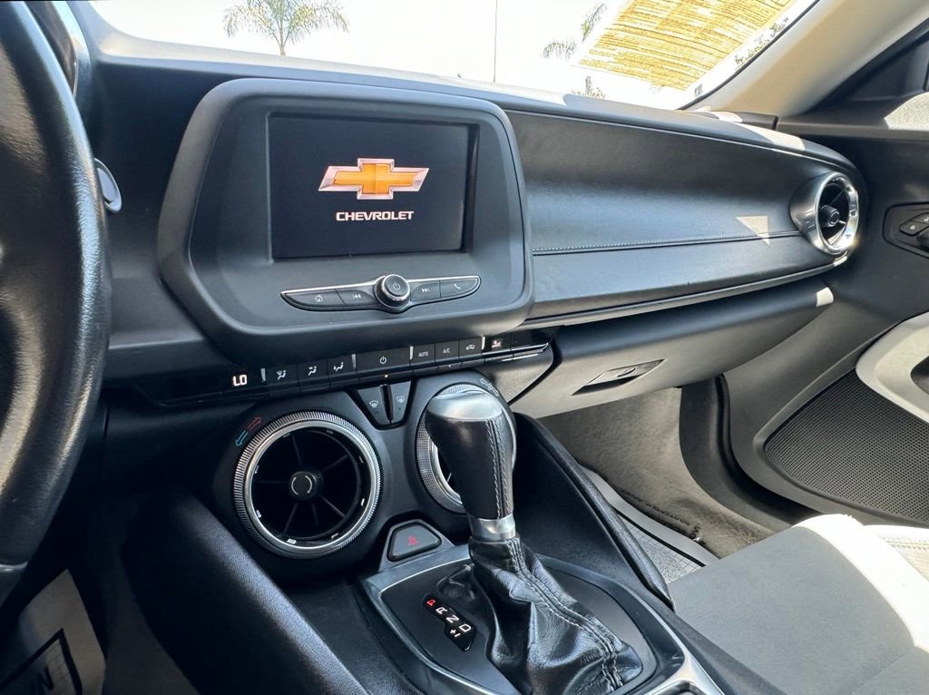 Used 2022 Chevrolet Camaro LT RWD image 23