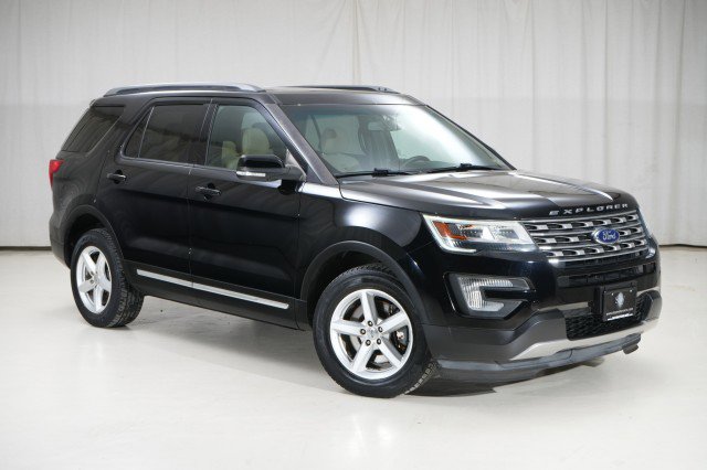 Used 2017 Ford Explorer XLT w/ Equipment Group 201A image 13