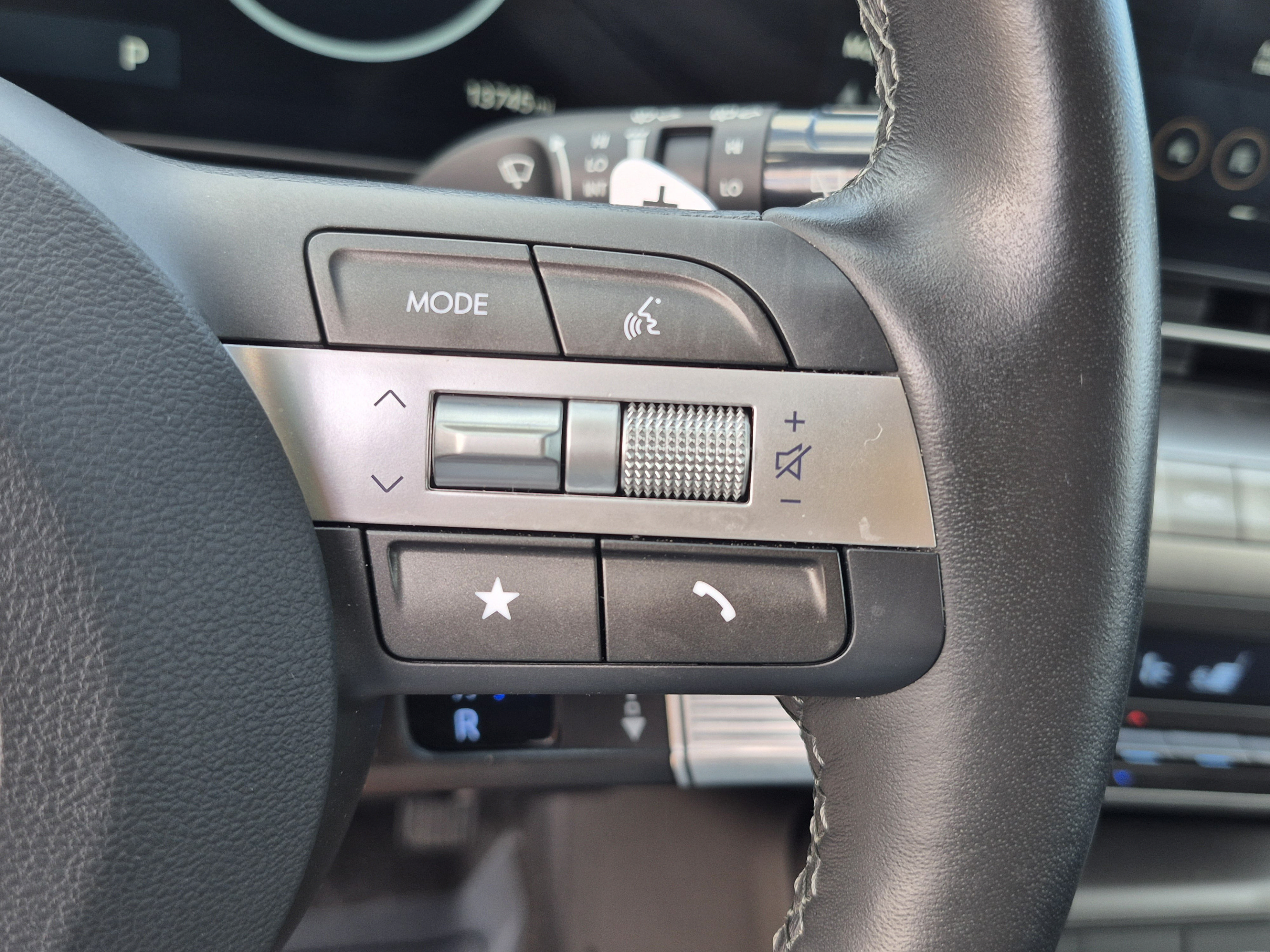 Certified 2026 Hyundai Kona Limited AWD/4WD image 30