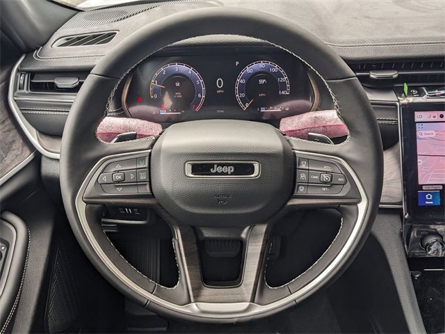 New 2025 Jeep Grand Cherokee Limited image 15