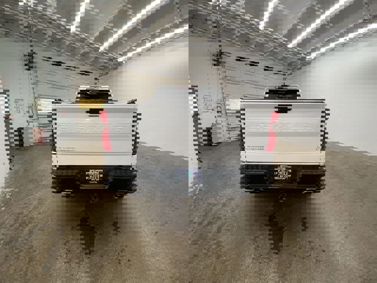 Used 2021 Chevrolet Silverado 1500 LT Trail Boss w/ Convenience Package II image 5