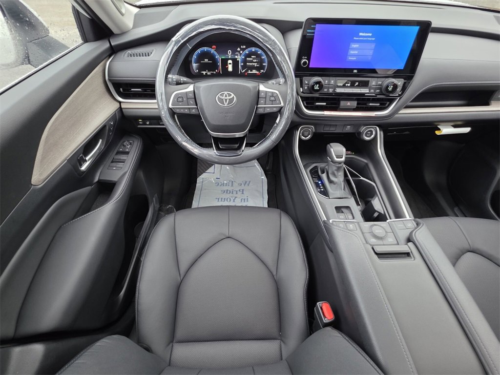New 2026 Toyota Grand Highlander Limited image 6