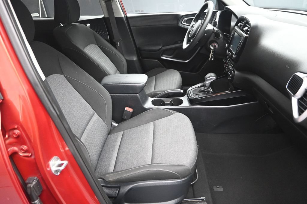 Certified 2021 Kia Soul S FWD image 33
