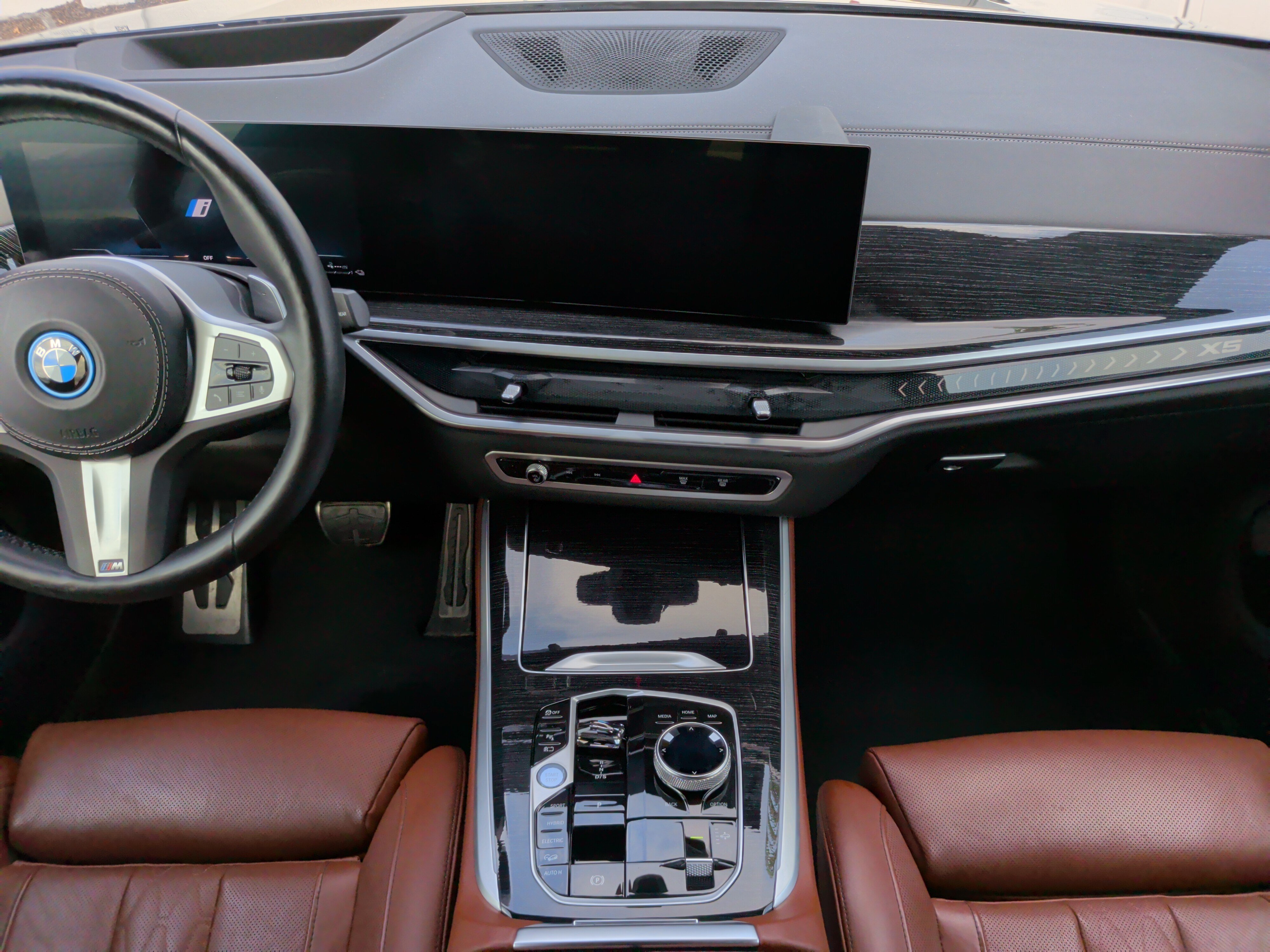 Used 2024 BMW X5 xDrive50e w/ Executive Package AWD/4WD image 35