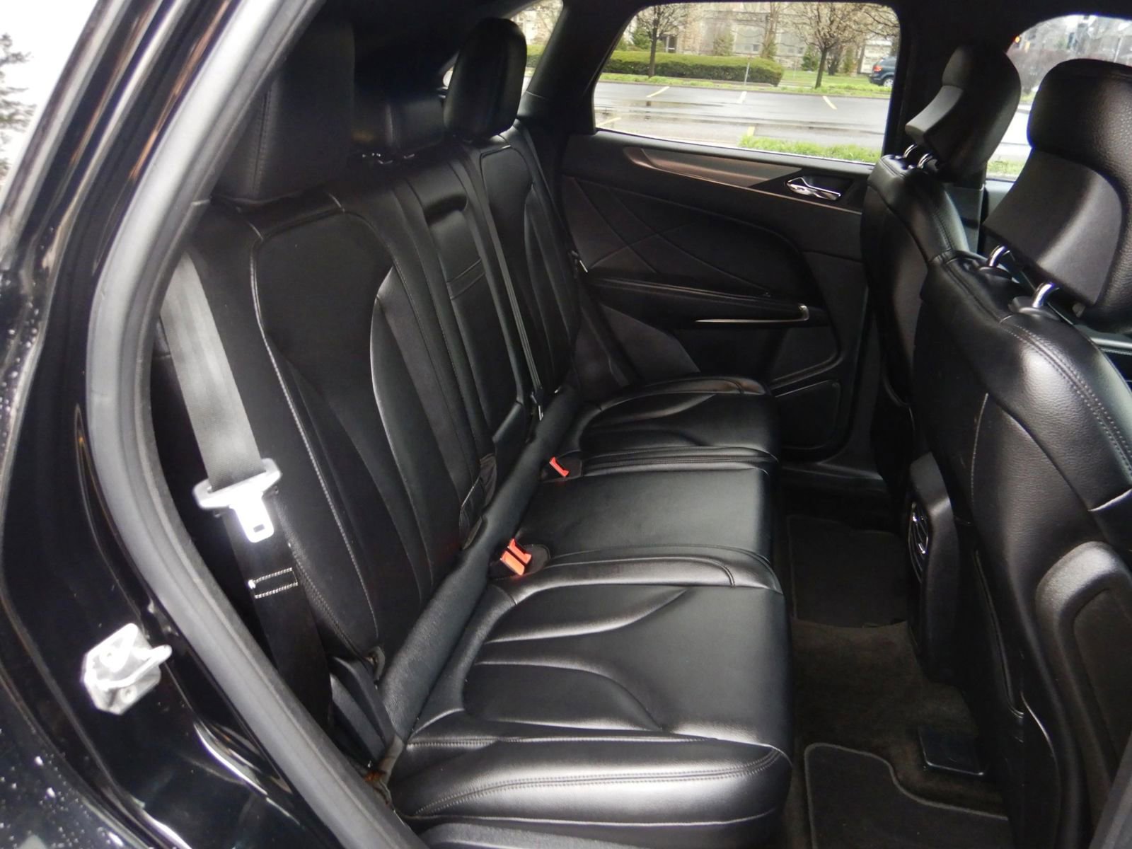 Used 2016 Lincoln MKC Premiere image 24