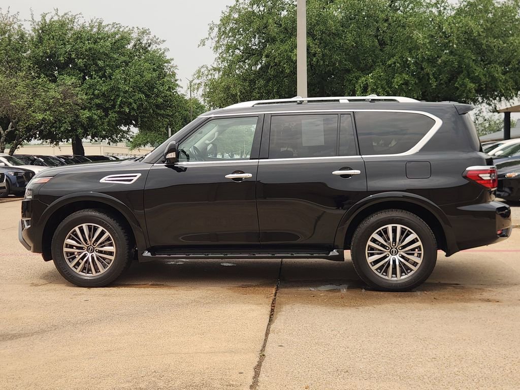 Used 2024 Nissan Armada SL w/ Captain's Chairs Package RWD image 4