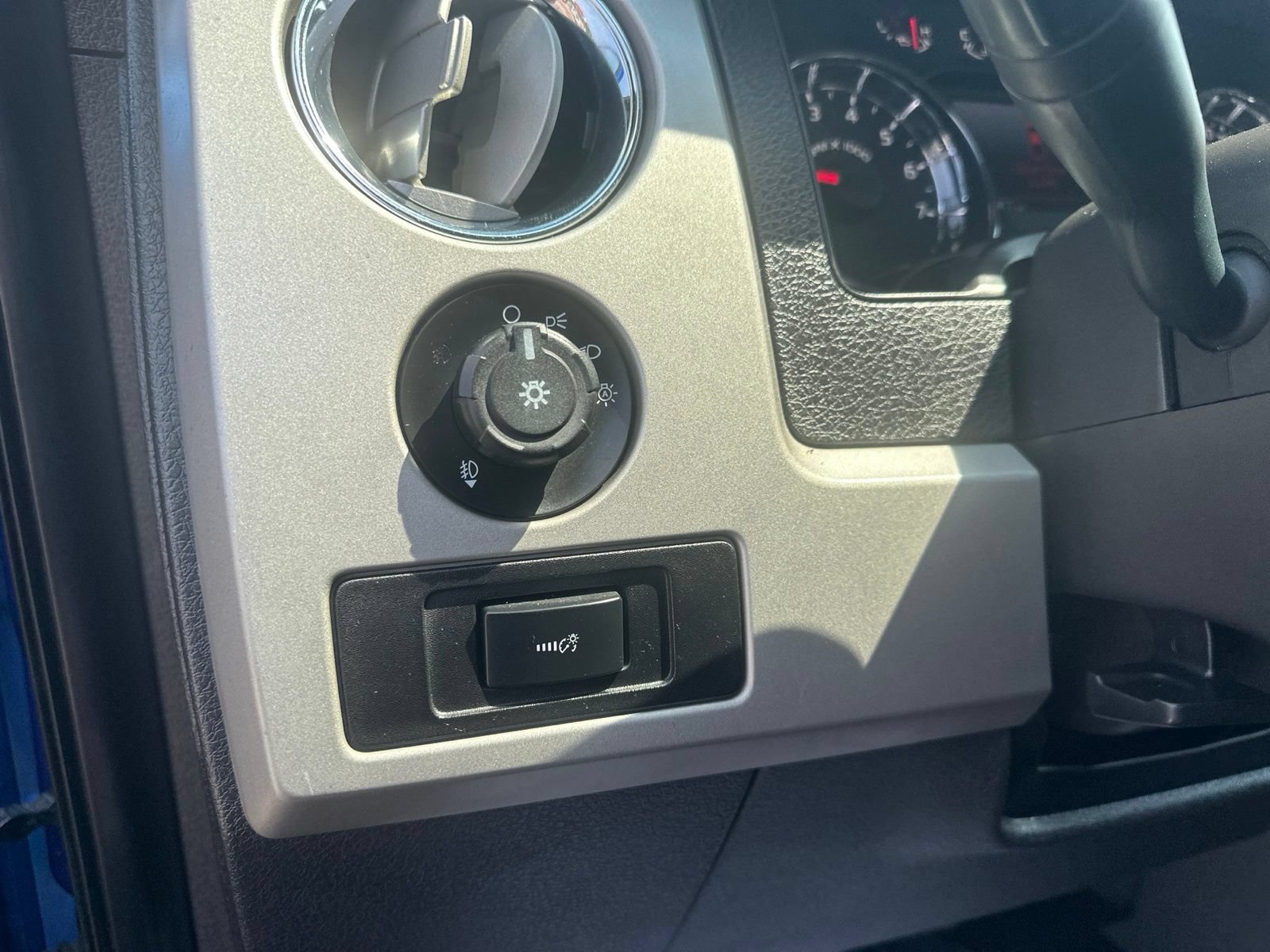 Used 2012 Ford F150 FX4 w/ Max Trailer Tow Pkg AWD/4WD image 15