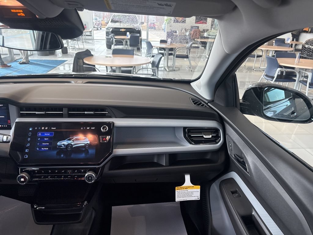 New 2027 Chevrolet Bolt RS FWD image 32