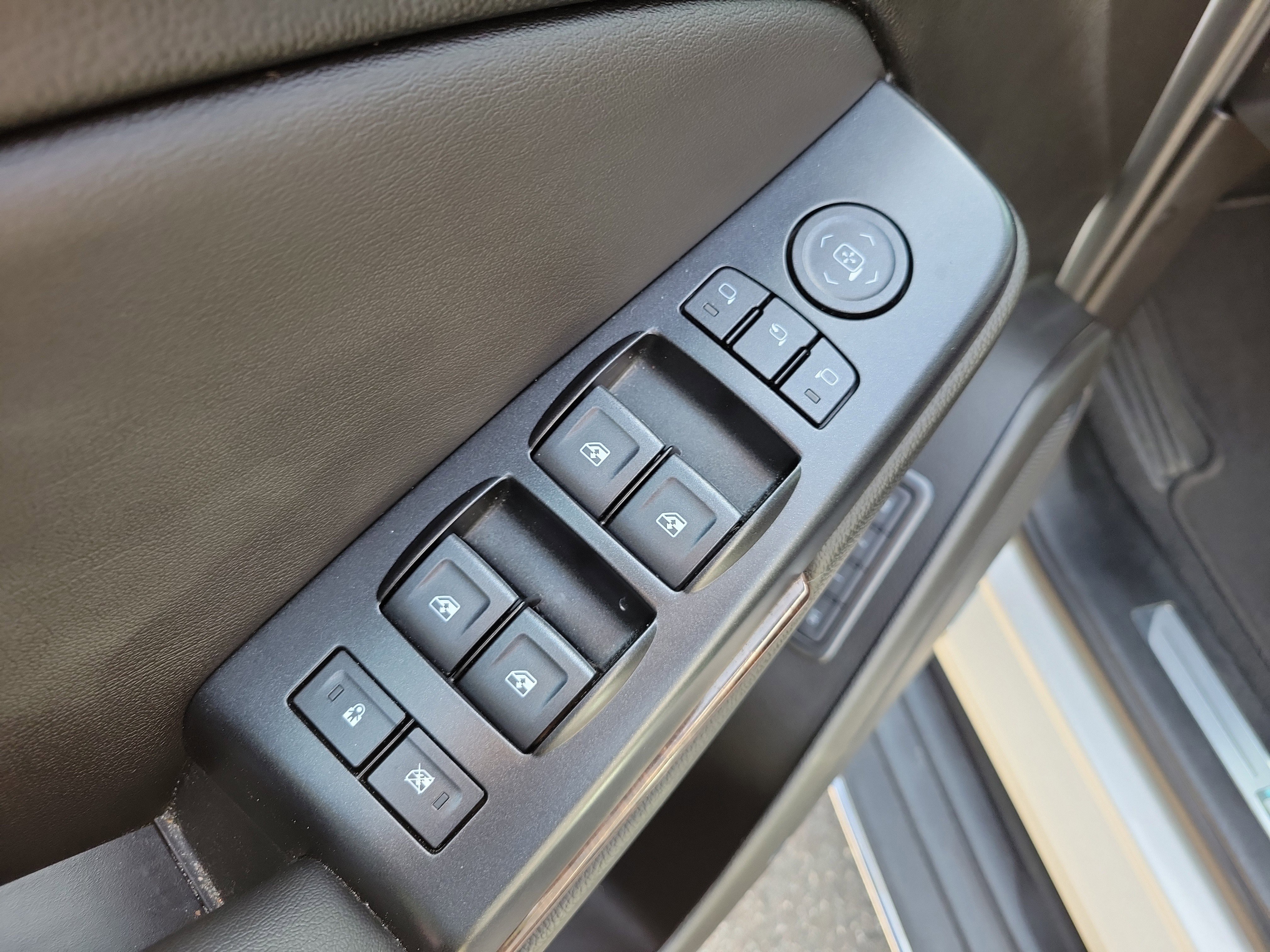 Used 2019 GMC Yukon XL SLT w/ Premium Edition RWD image 22