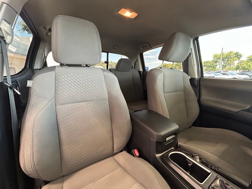 Used 2020 Toyota Tacoma SR w/ SR Convenience Package RWD image 27