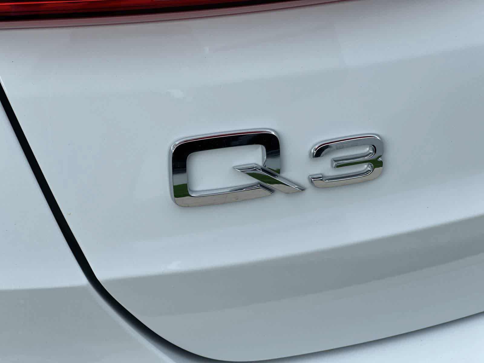 Used 2024 Audi Q3 2.0T Premium Plus AWD/4WD image 15