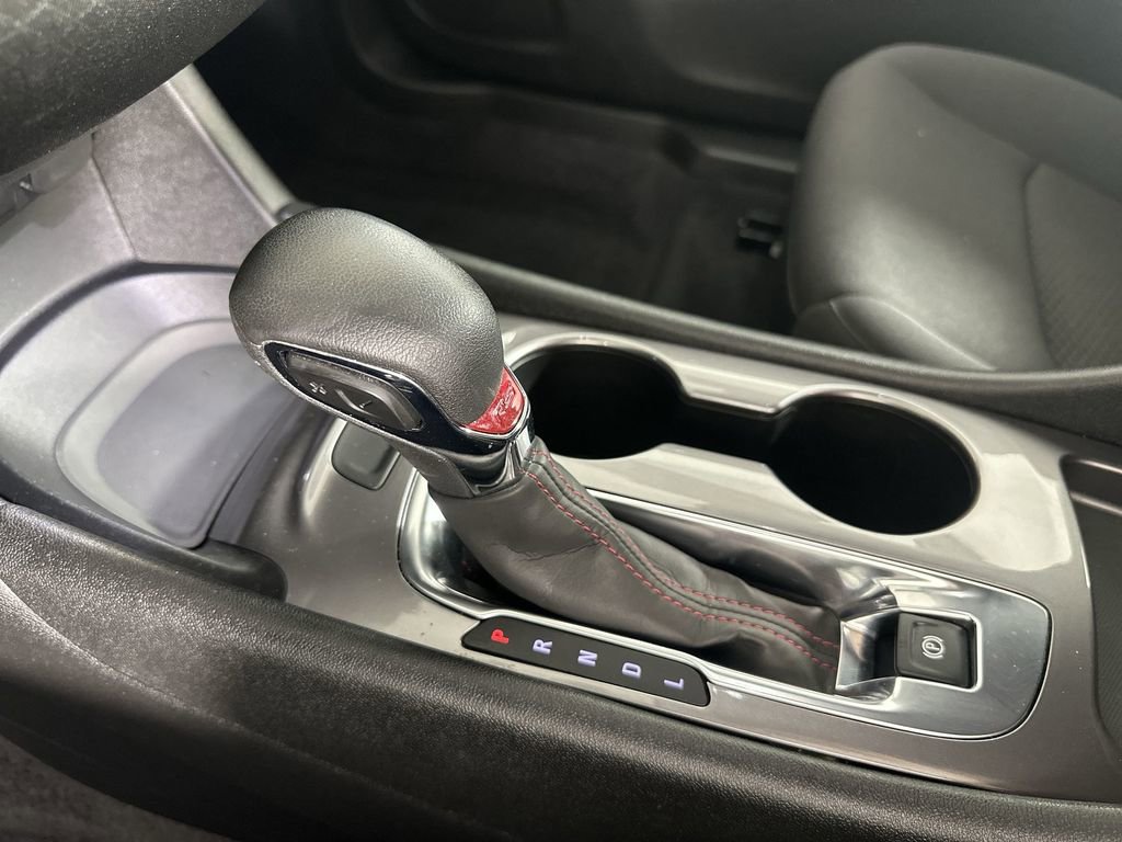 Used 2022 Chevrolet Malibu RS image 18