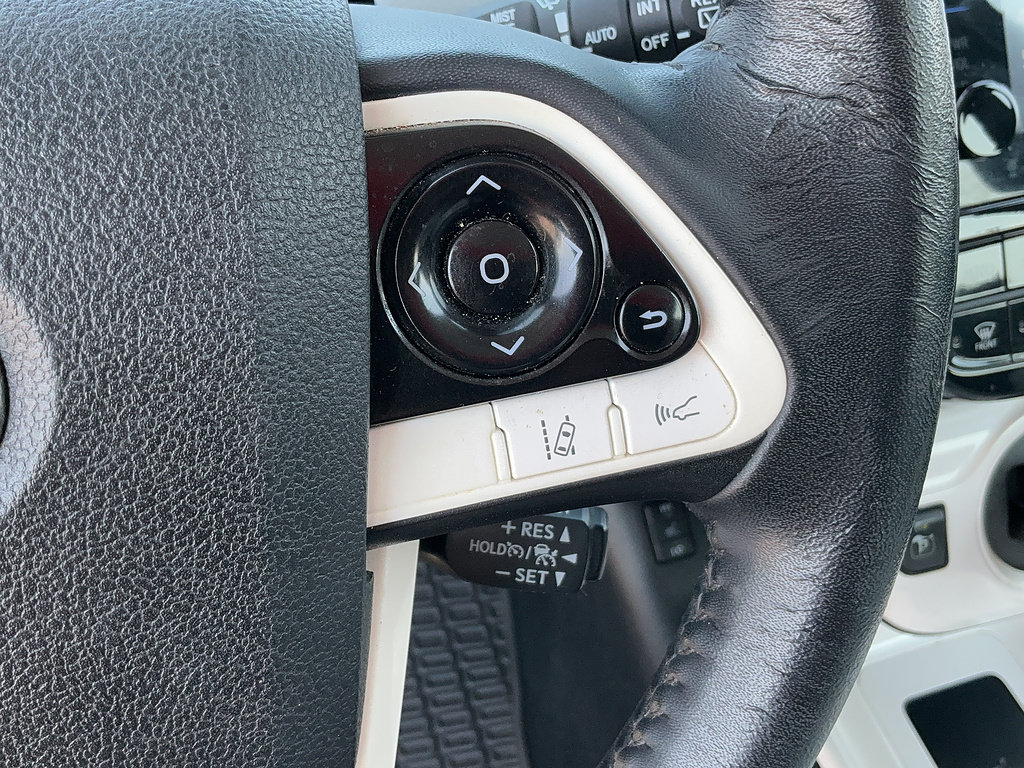 Used 2017 Toyota Prius Four Touring w/ Premium Convenience Package FWD image 23