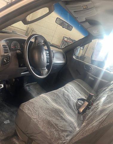 Used 2004 Ford F150 XL image 5