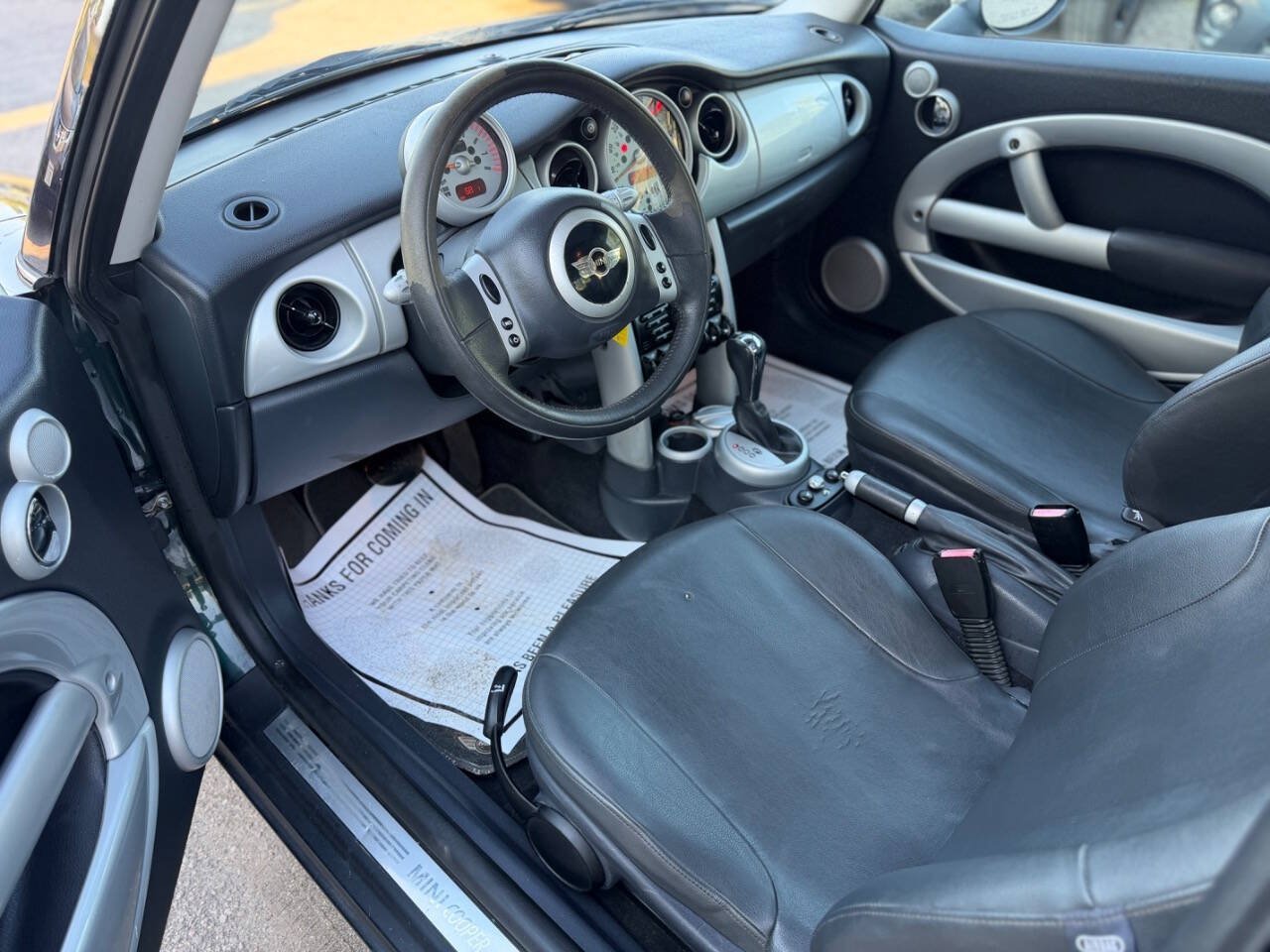 Used 2002 MINI Cooper Hardtop FWD image 7