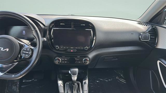 Used 2024 Kia Soul GT-Line FWD image 14