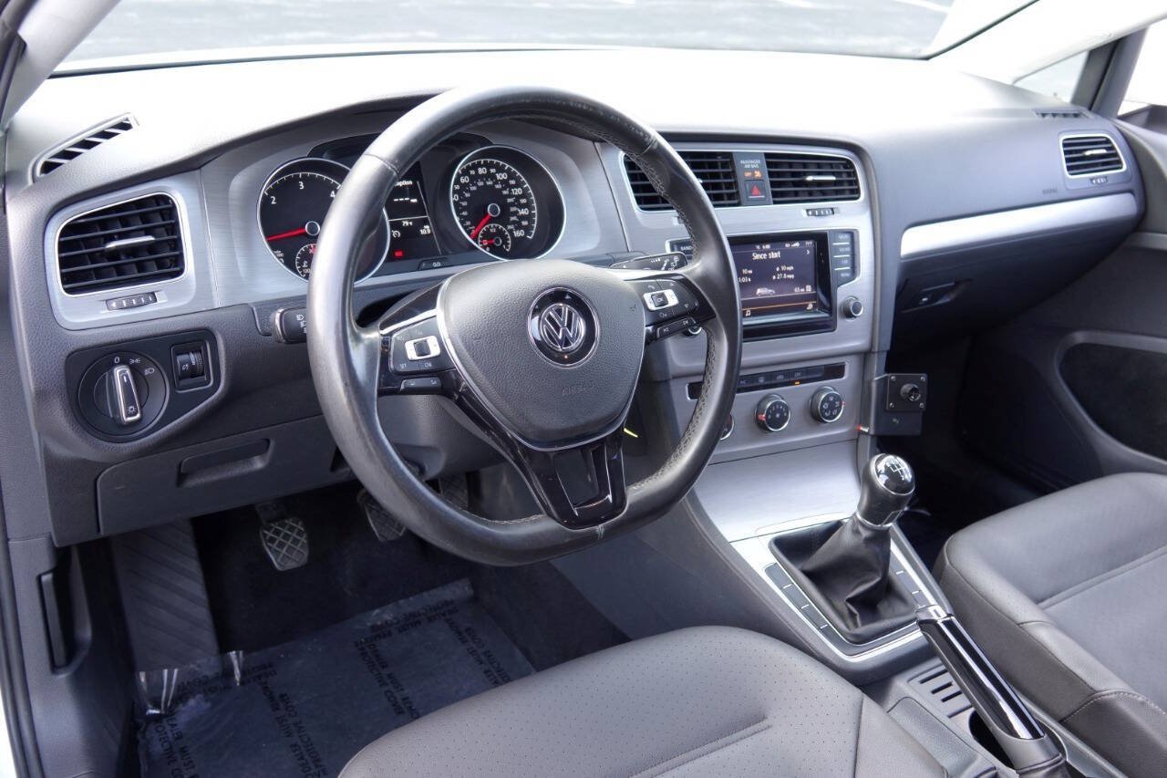 Used 2015 Volkswagen Golf TDI S FWD image 55