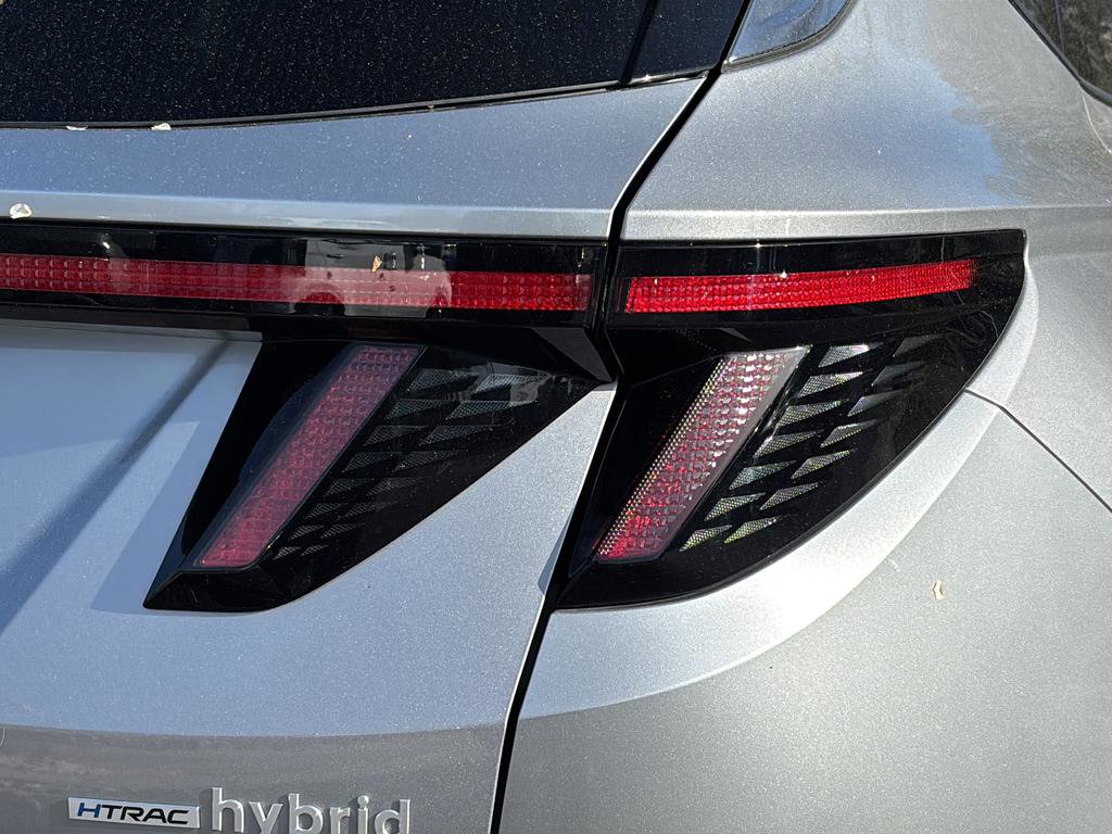 Certified 2025 Hyundai Tucson Limited image 13