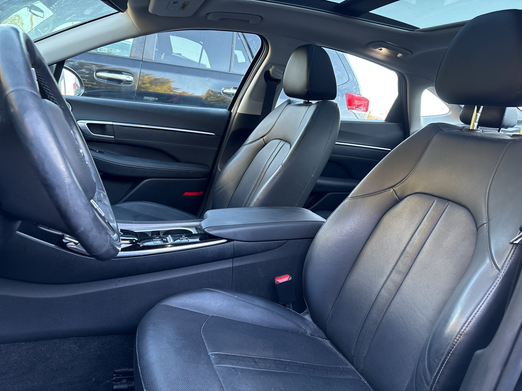 Used 2021 Hyundai Sonata Limited FWD image 3