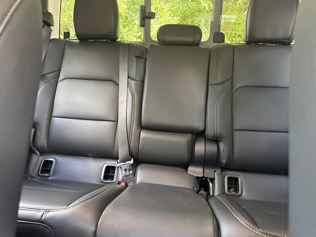 Used 2025 Jeep Gladiator Sport AWD/4WD image 19