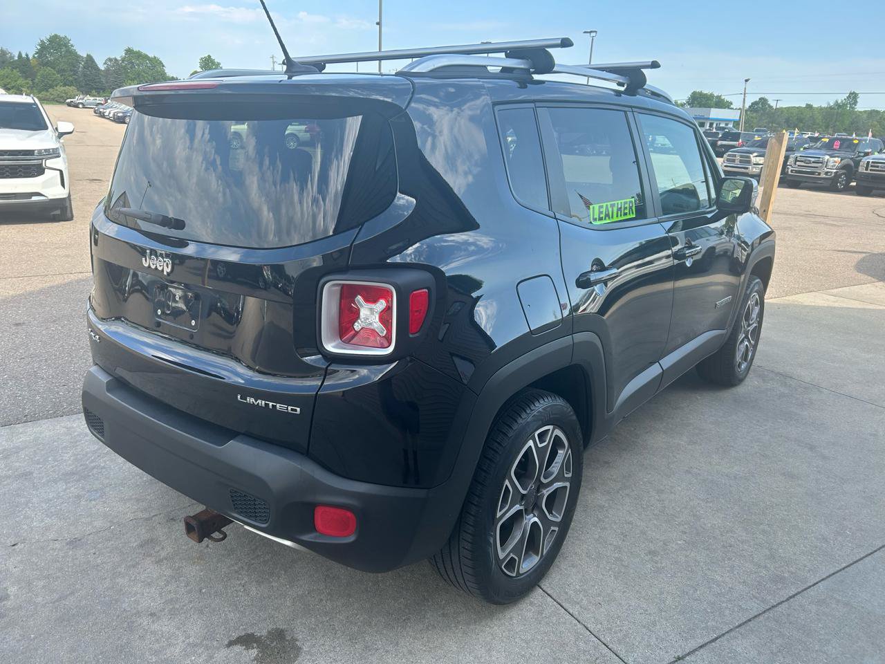 Used 2015 Jeep Renegade Limited AWD/4WD image 5