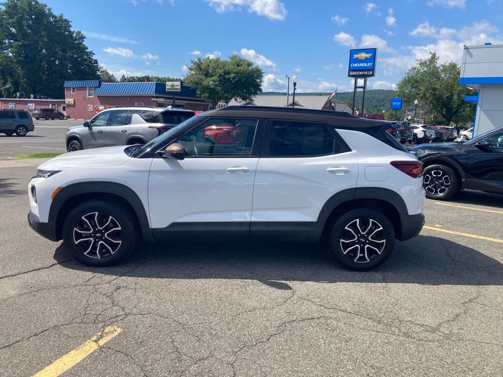 Used 2021 Chevrolet TrailBlazer ACTIV w/ Sun and Liftgate Package AWD/4WD image 32