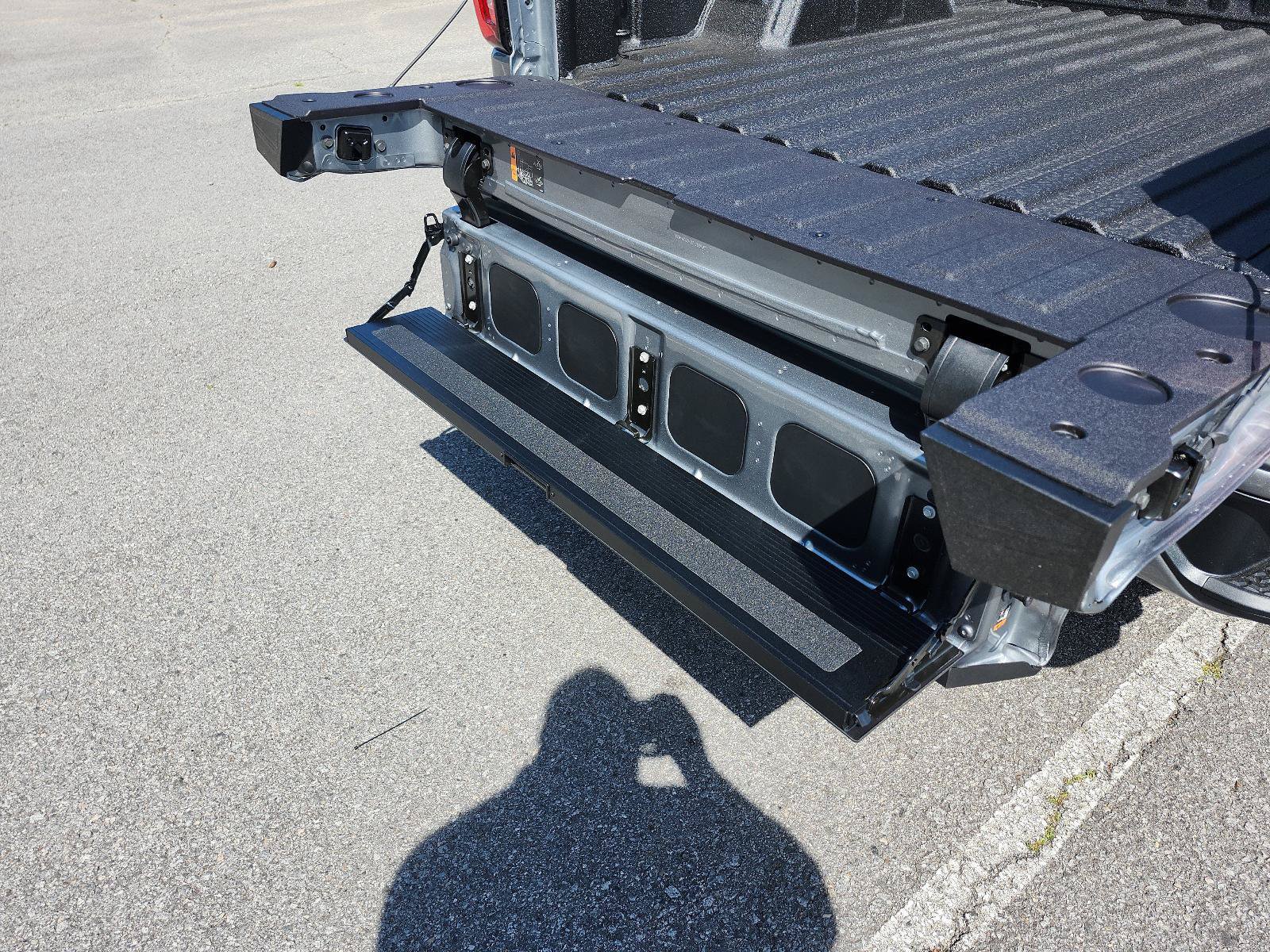New 2026 GMC Sierra 1500 AT4 w/ AT4 Premium Package AWD/4WD image 10