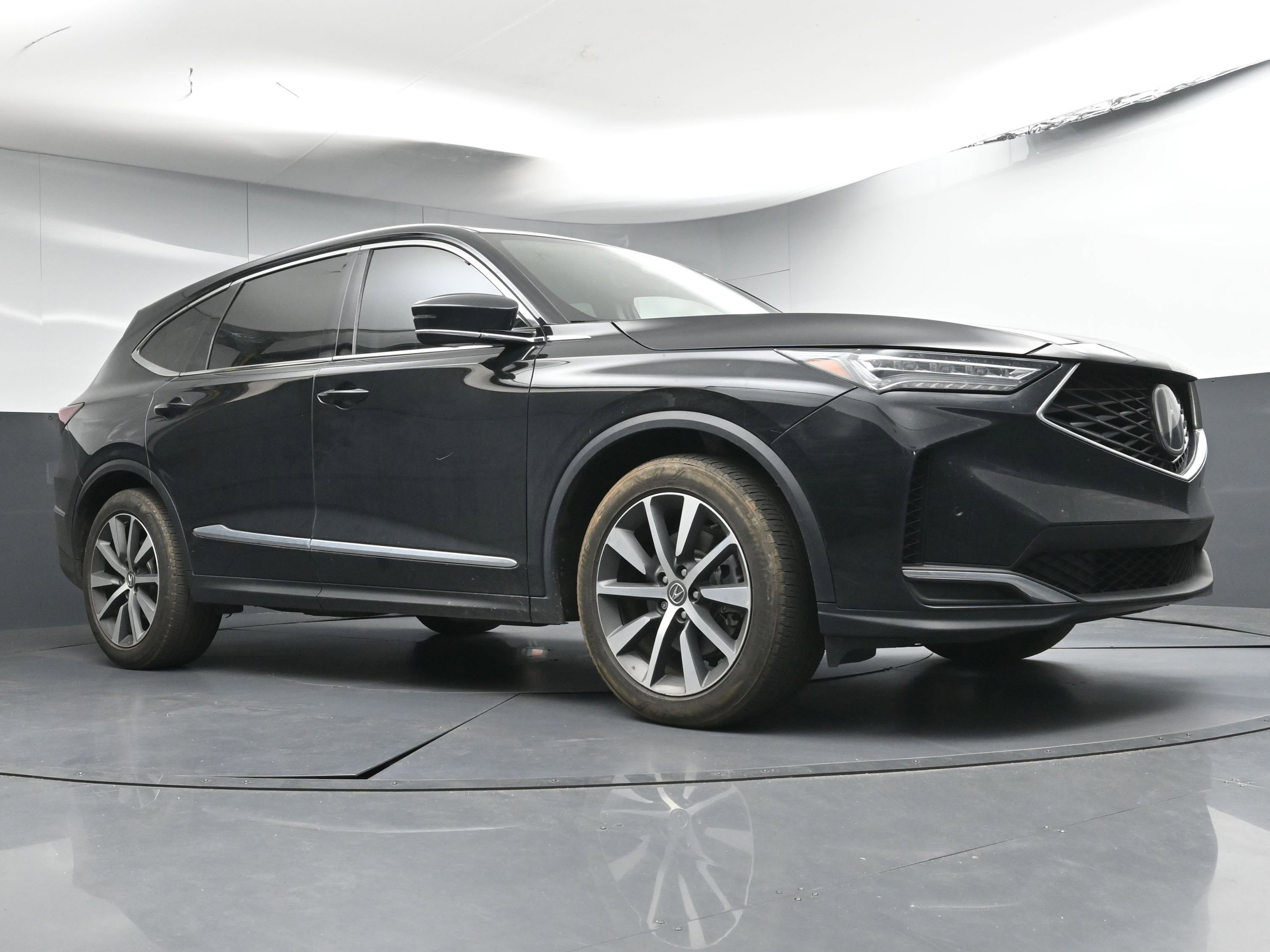 Used 2025 Acura MDX FWD w/ Technology Package image 24