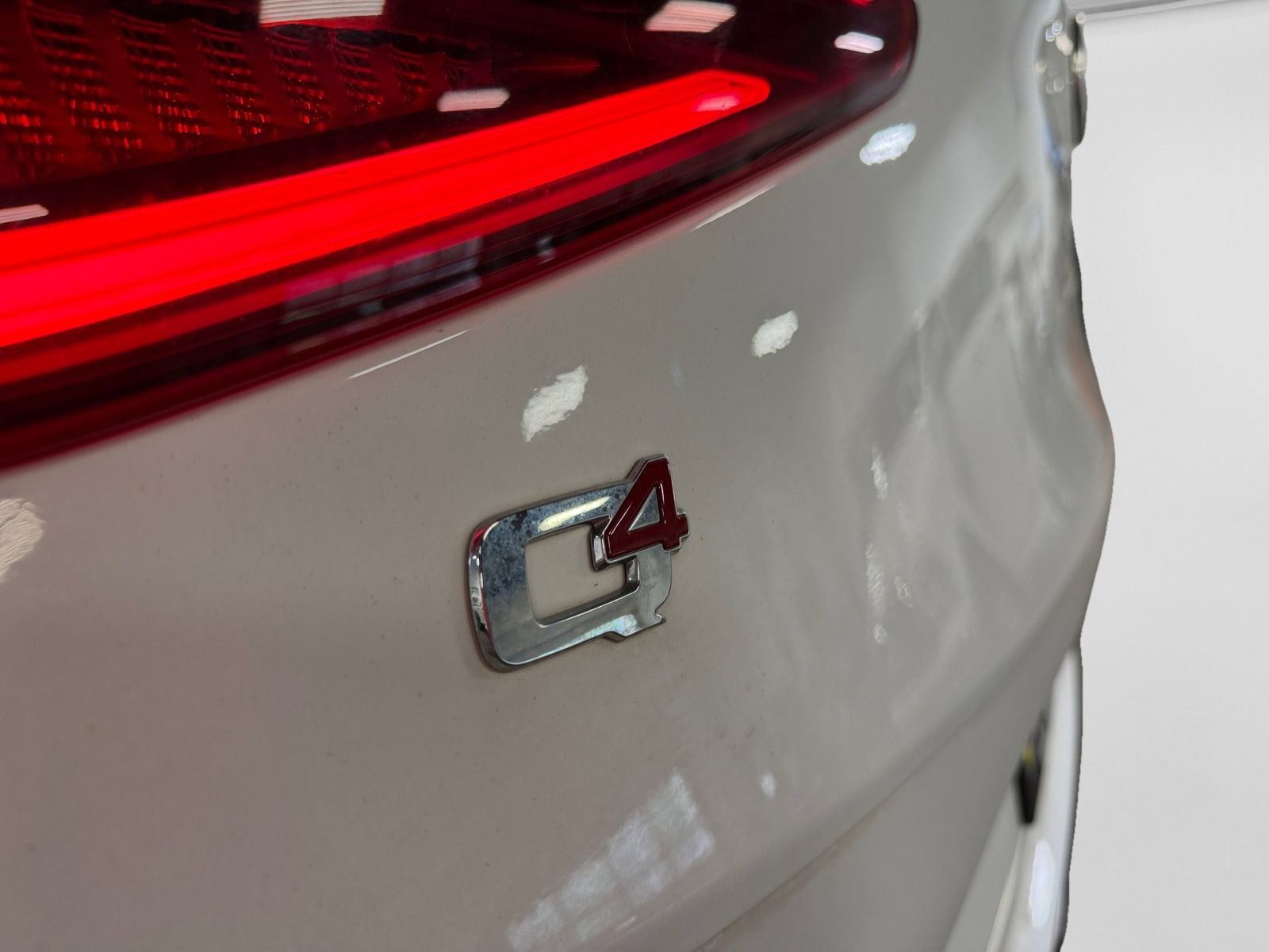 Used 2022 Alfa Romeo Stelvio Veloce AWD/4WD image 12