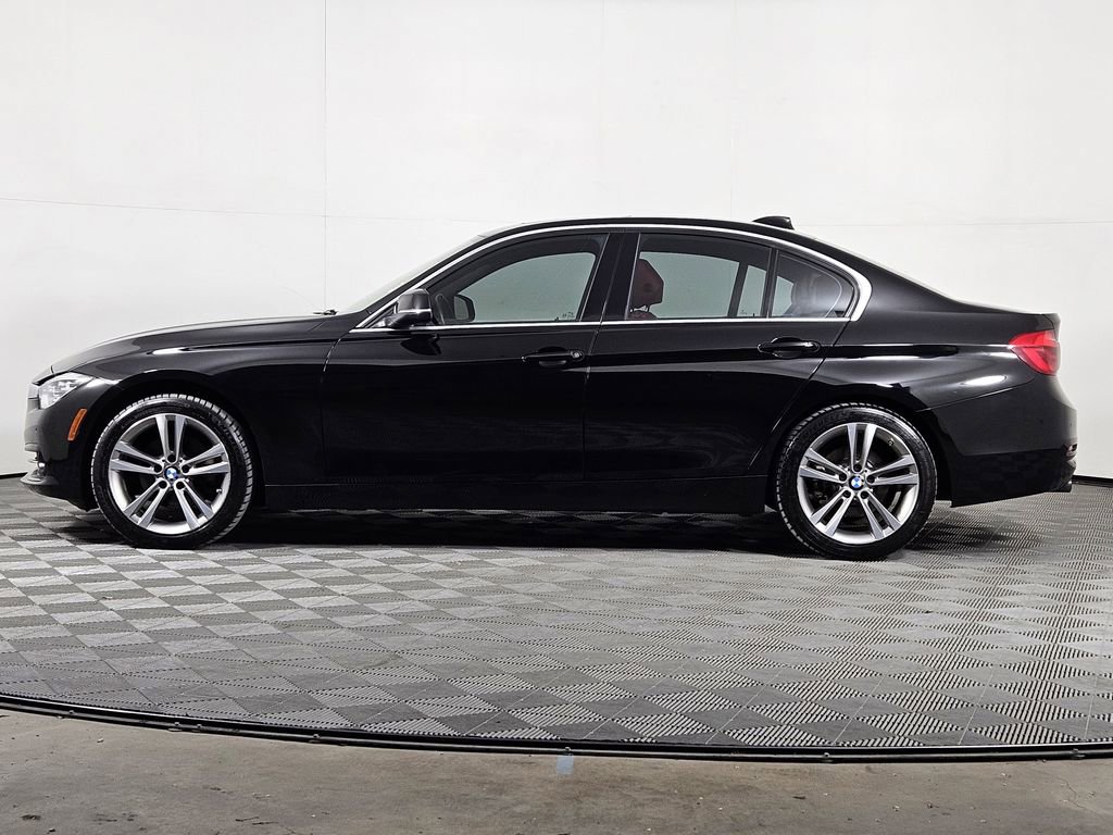 Used 2018 BMW 330i Sedan RWD image 3
