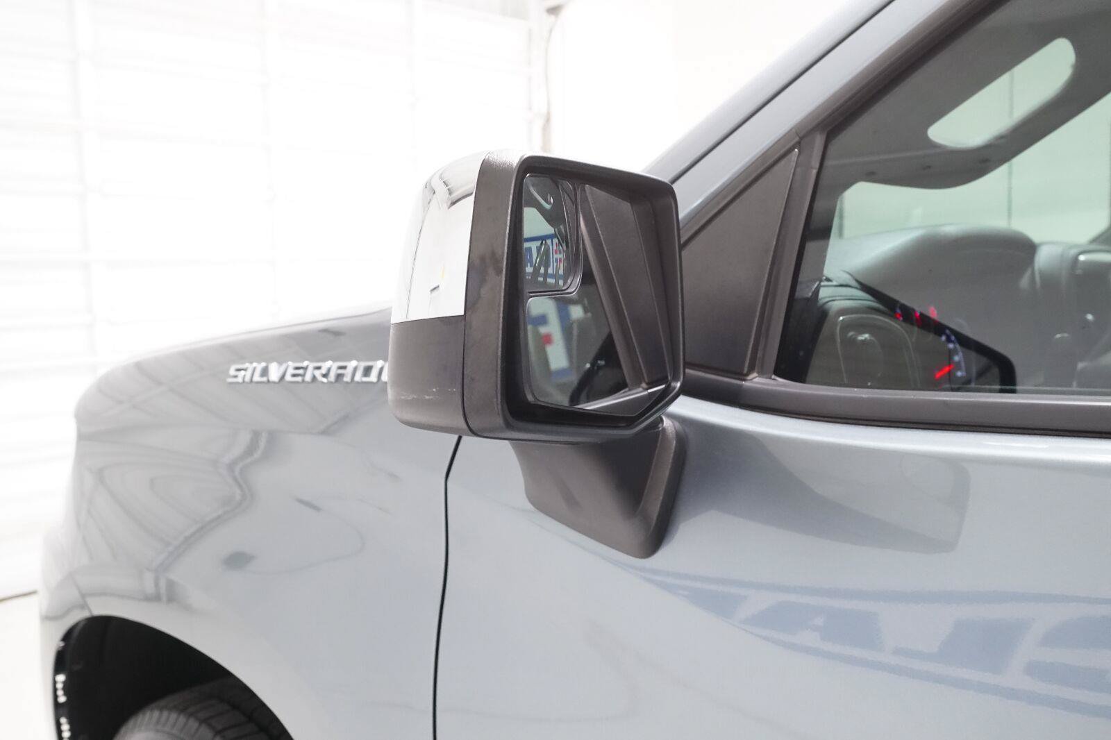 Used 2020 Chevrolet Silverado 1500 LT w/ Texas Edition RWD image 26