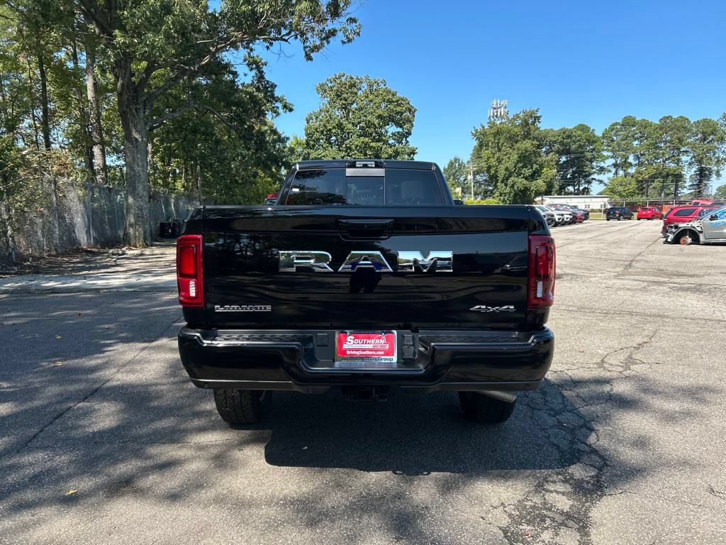 New 2026 RAM 2500 Laramie AWD/4WD image 5