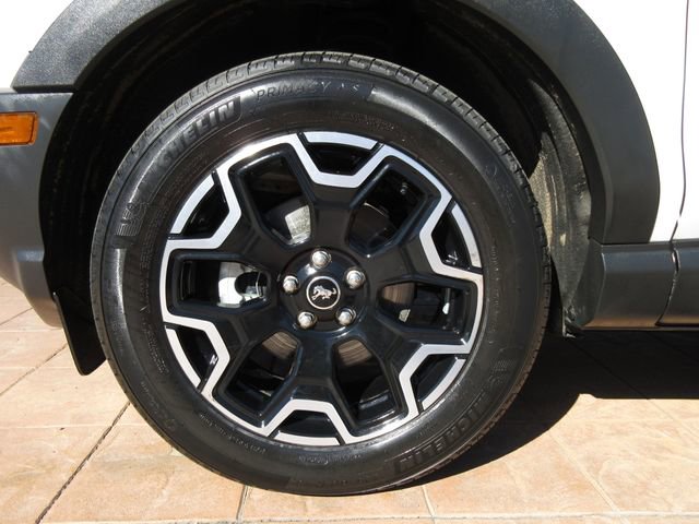 Certified 2025 Ford Bronco Sport Outer Banks image 8