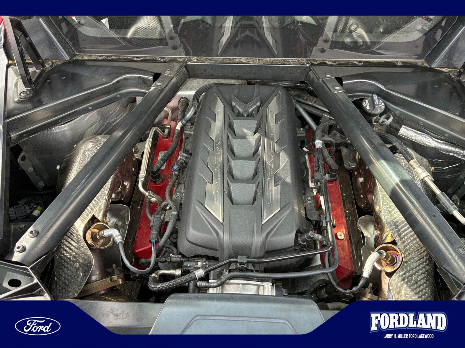 Used 2022 Chevrolet Corvette Stingray Coupe w/ Z51 Performance Package RWD image 20